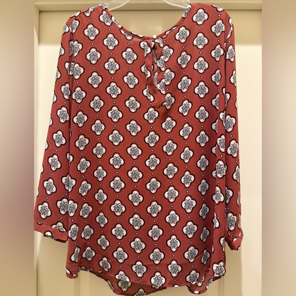 EUC-LOFT Dark Mauve with White Pattern Blouse